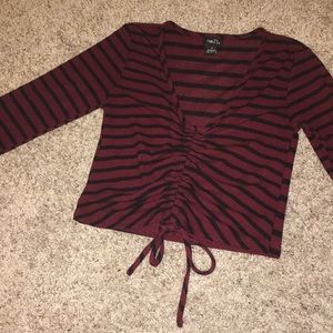 Long sleeve crop top